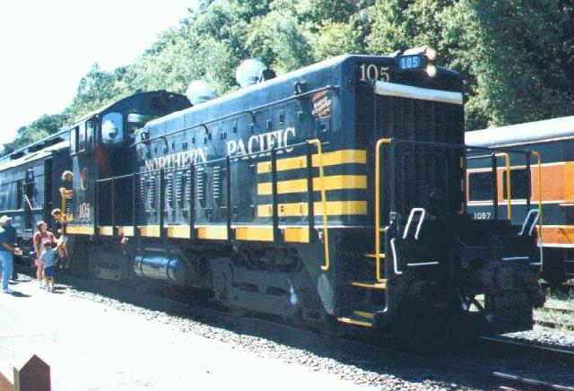  EMD SW1200 # 105 